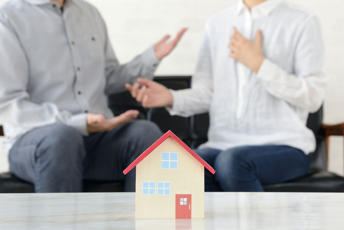 3. 武蔵野市にお住まいのE様が、「兄弟で共有していた実家を話し合いで売却することにした事例」