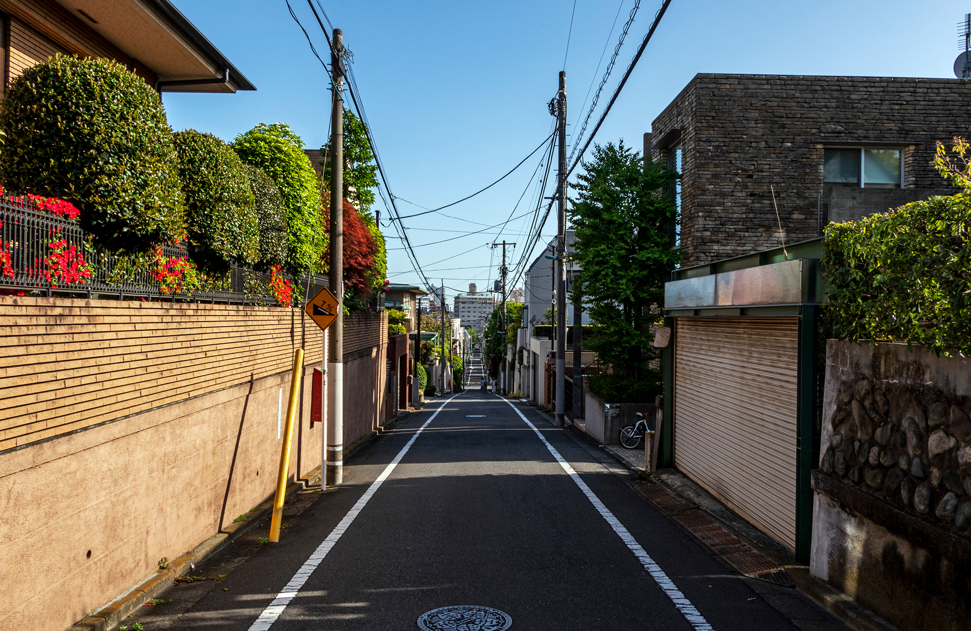 三鷹市にお住まいのY様が、「武蔵野市で相続した状態の悪い実家を早期売却できた事例」